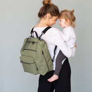 BLACK Minimalist Unisex Convertible diaper Bag